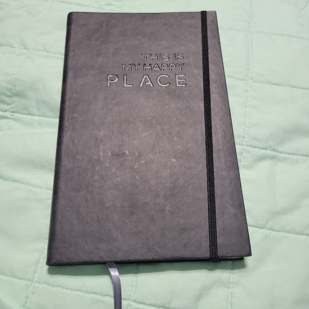 THIS IS MY HAPPY PLACE Italian Blank lined journal